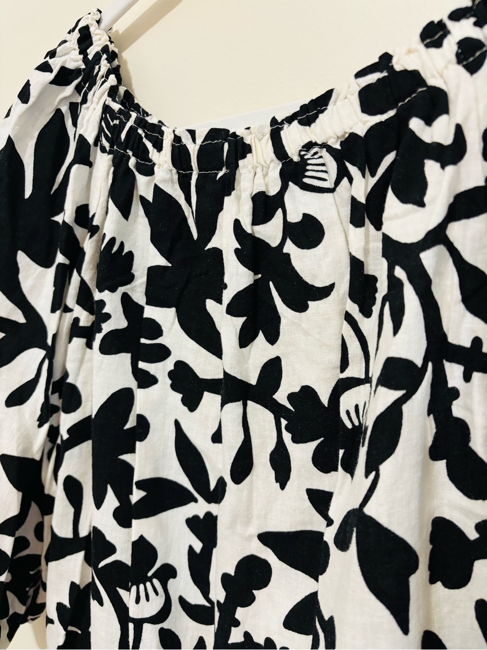 Atelier Nicole Miller Boho Floral Off-Shoulder Peasant Top - Black on Cream - Picture 4 of 4